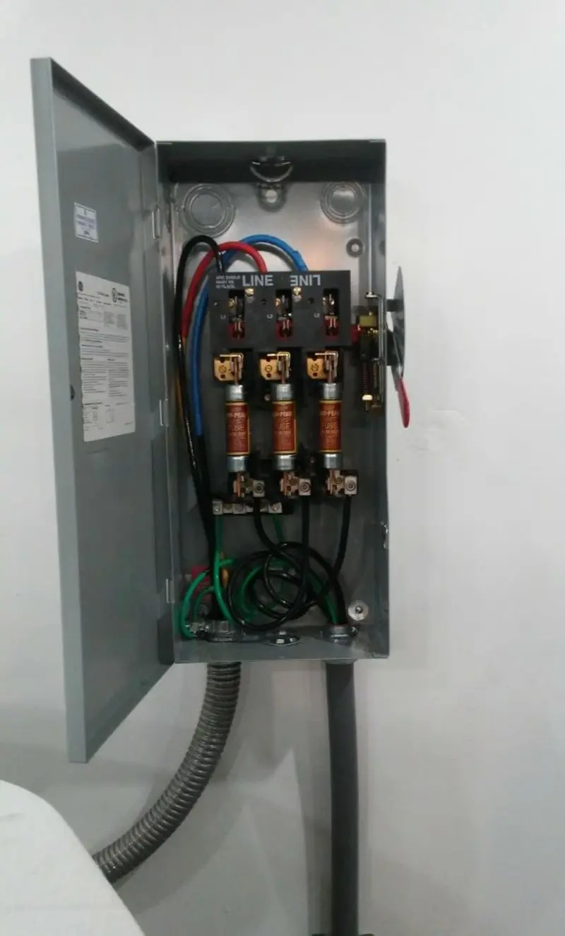 Three-phase disconnect switch installed for Smoke Detector Installation in Cherry Hill